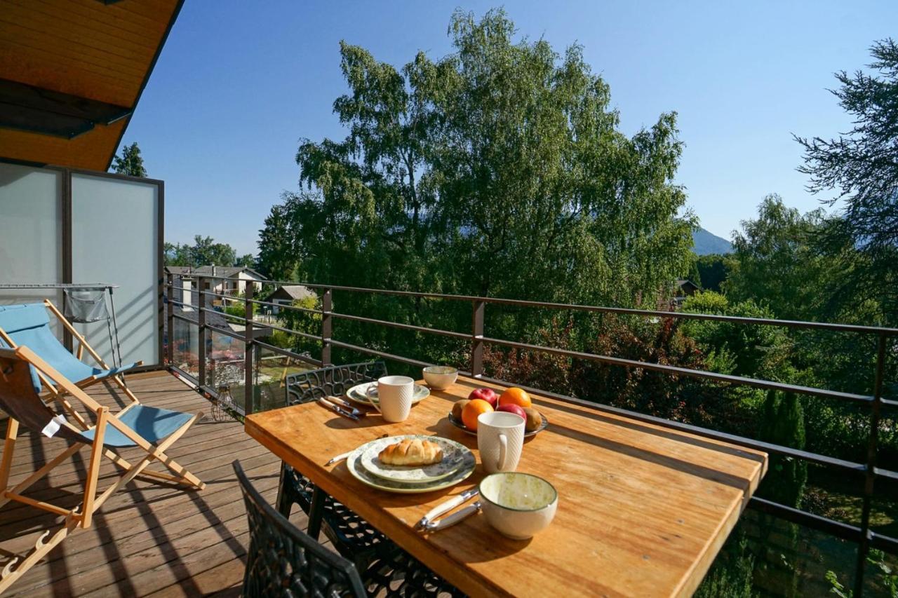La Tournette superbe appartement au calme à 300 mètres du lac Sévrier Extérieur photo